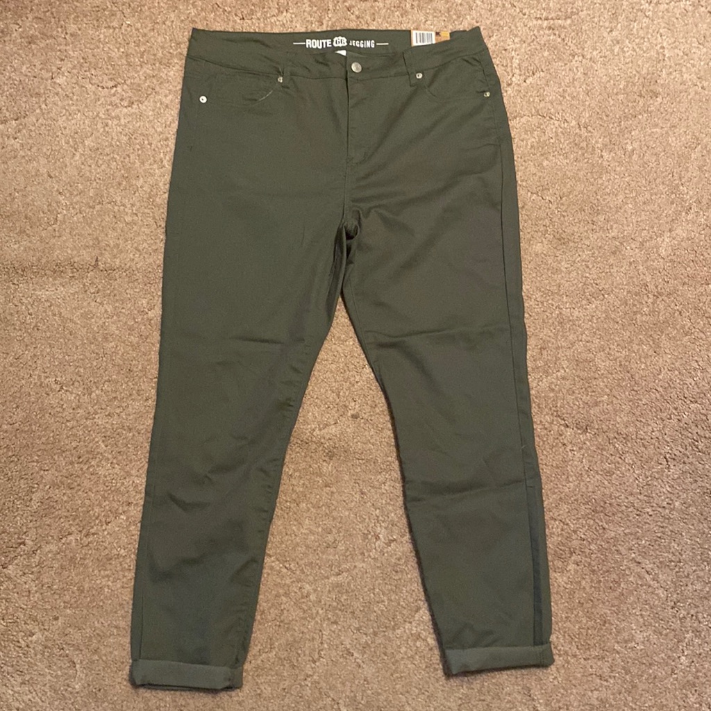 Brand Route 66 Size 16 Color Army Green